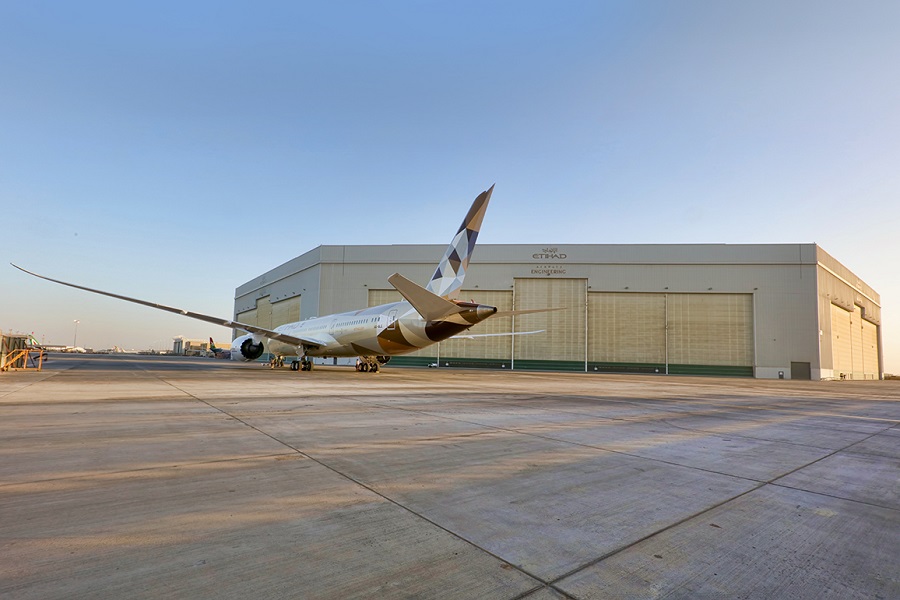 Boeing 787 Dreamliner outside hangar