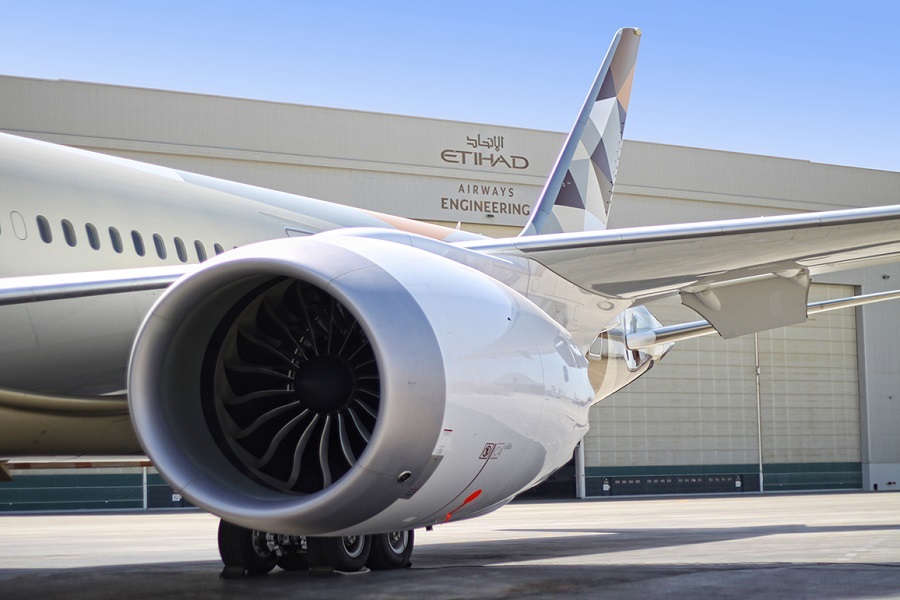 Boeing 787 Dreamliner outside hangar