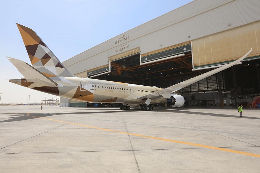 Boeing 787 Dreamliner outside hangar